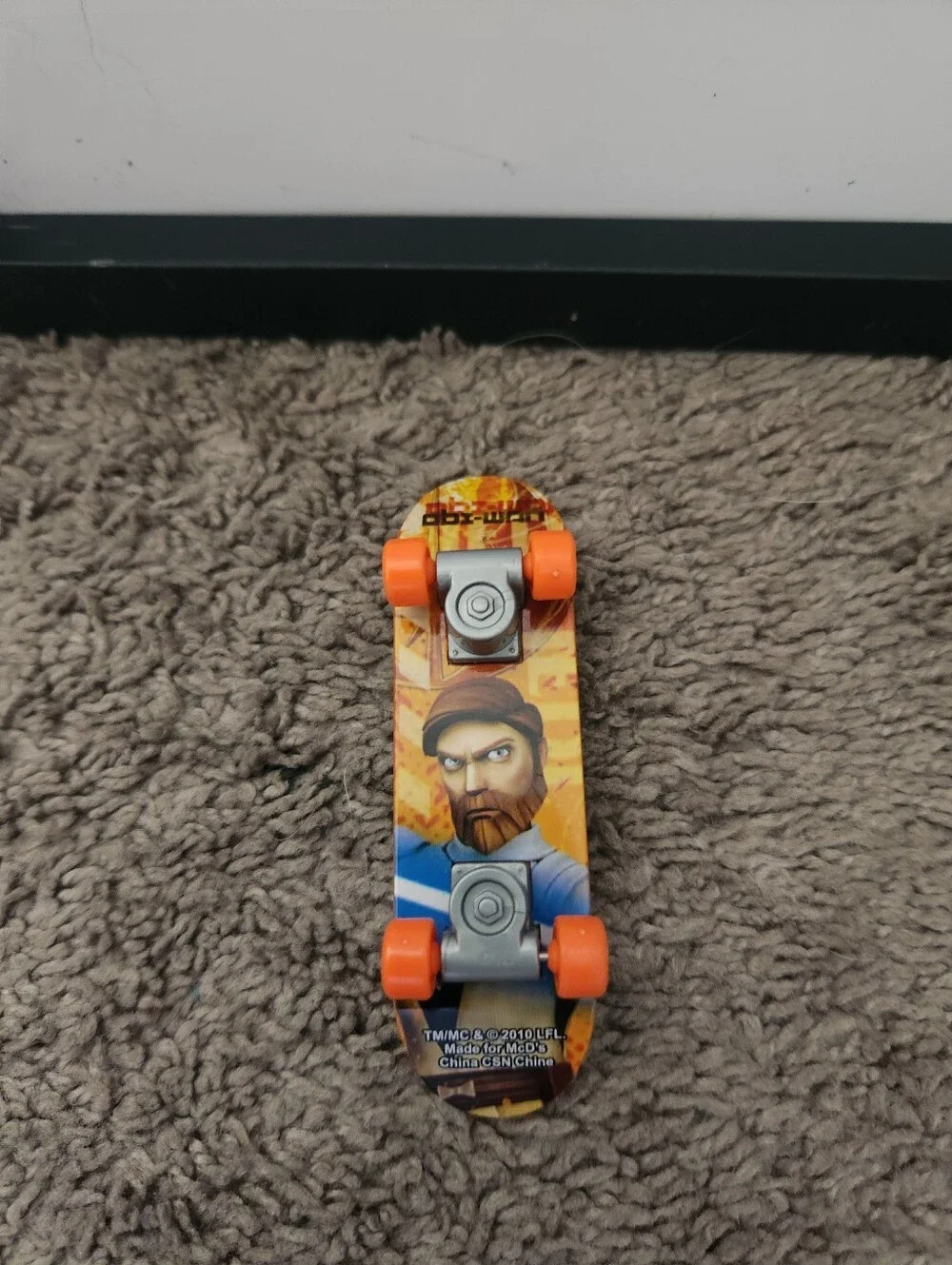2010 McDonald's Star Wars: The Clone Wars Obi-Wan Kenobi Finger Board Skateboard
